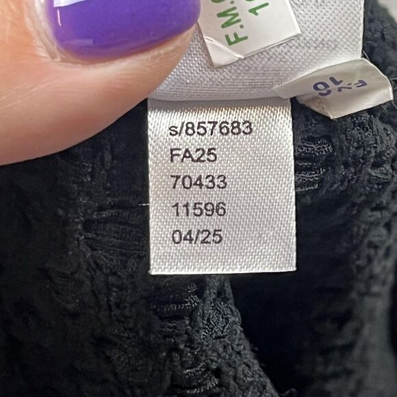 Ann Taylor Top Womens Petite Medium Black Ruffle Textured Whimsigoth Capsule - Picture 7 of 8